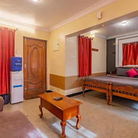 Ganga's Sri Balaji Cottage Ooty Bagian luar foto