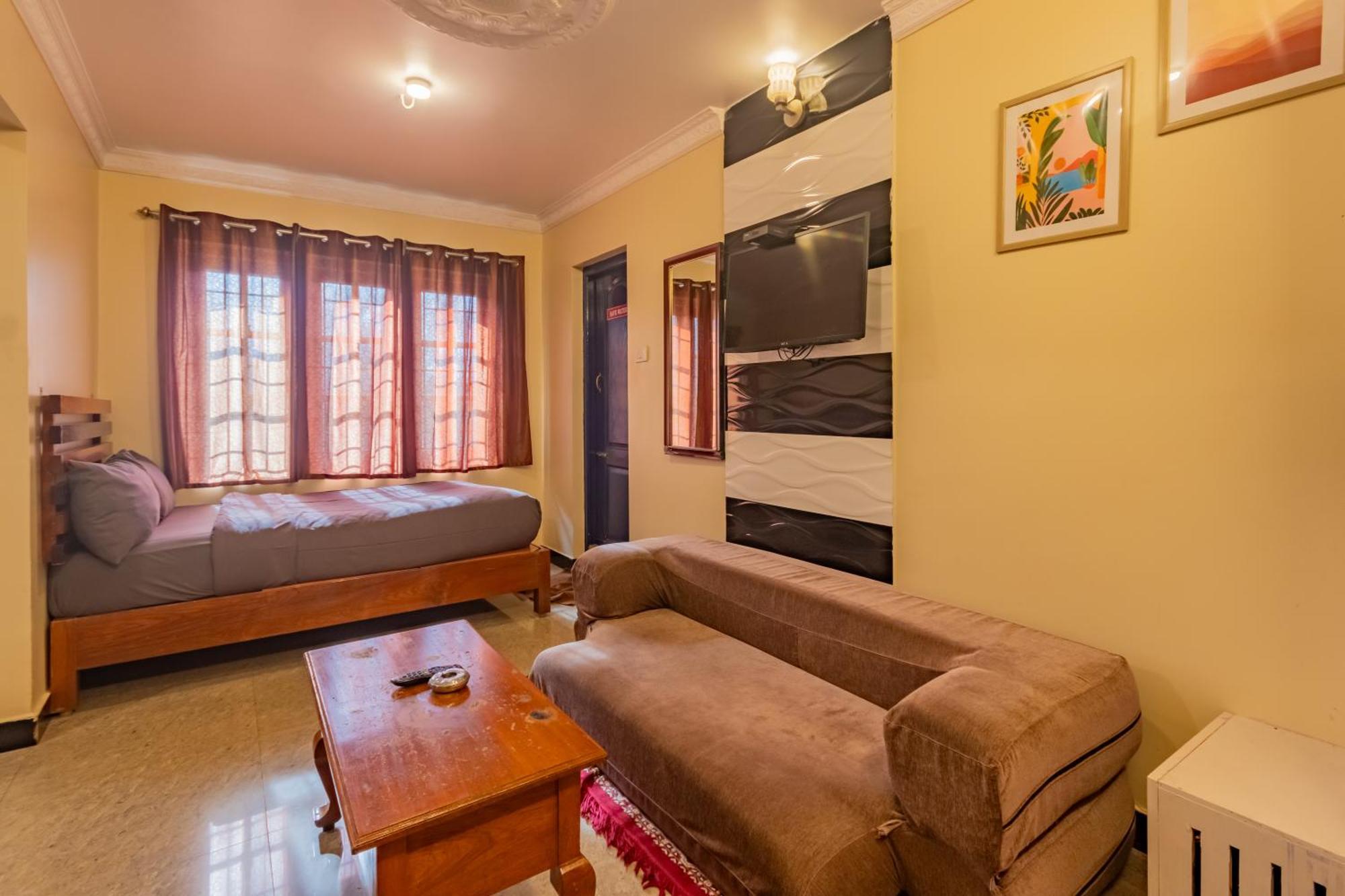 Ganga's Sri Balaji Cottage Ooty Bagian luar foto